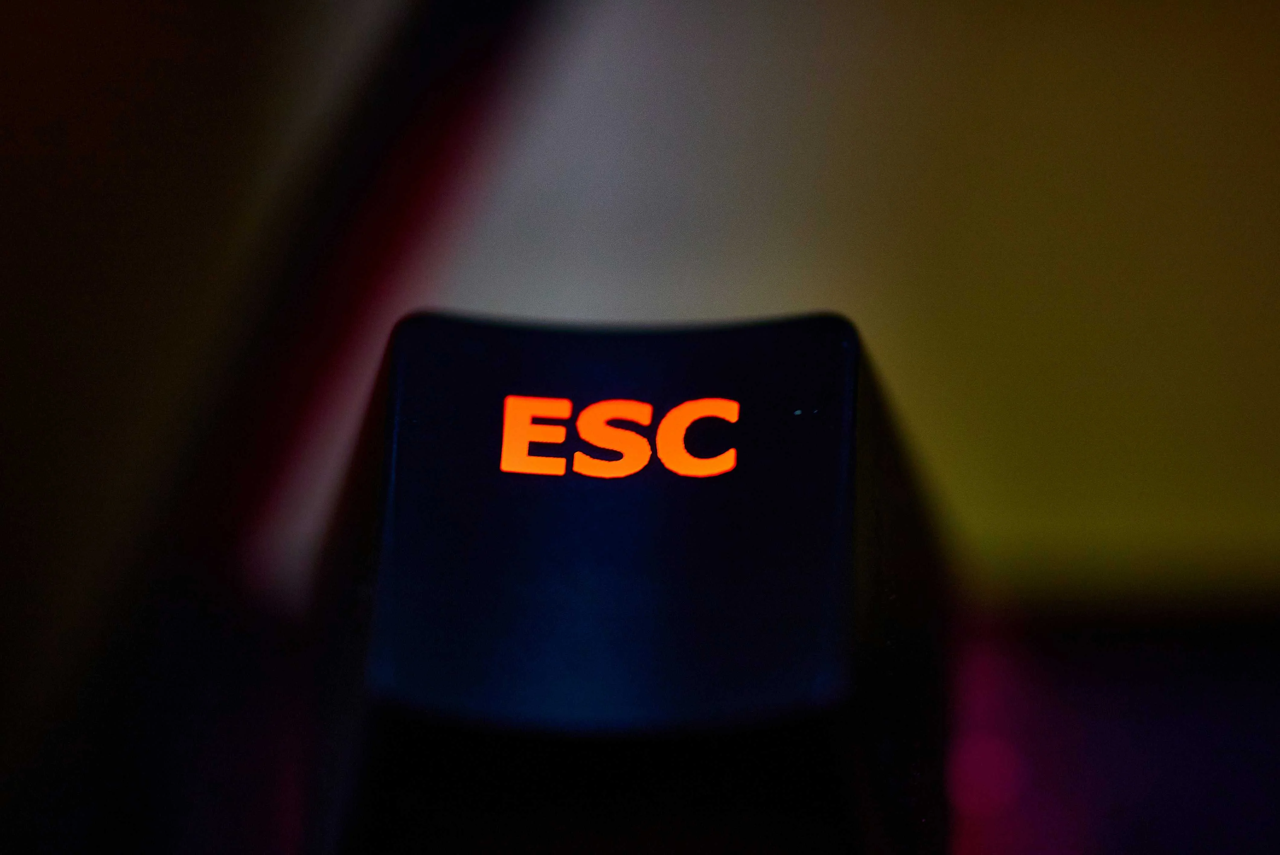 New KVM Vulnerability Threatens Linux Server Security with Potential Guest-to-Host Escapes
